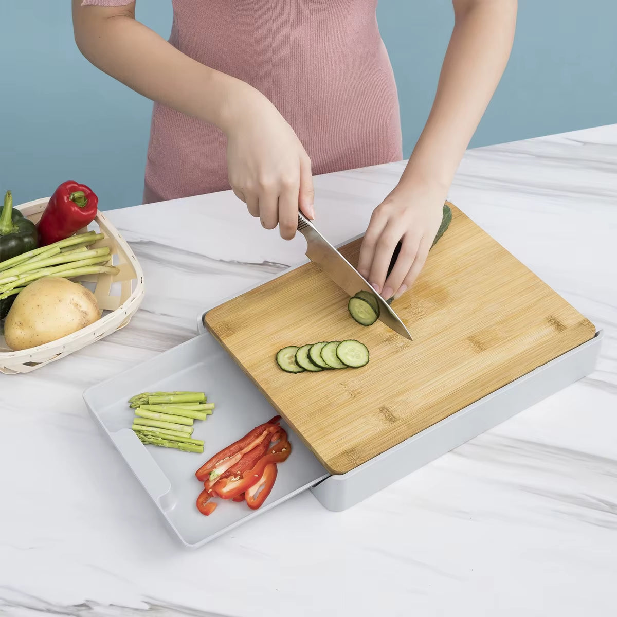 Bamboo Cutting Board with Slide-Out Drawer Tray Wear Resistance Space-Saving Drawer Cutting Board Eco-Friendly Kitchen Gadgets